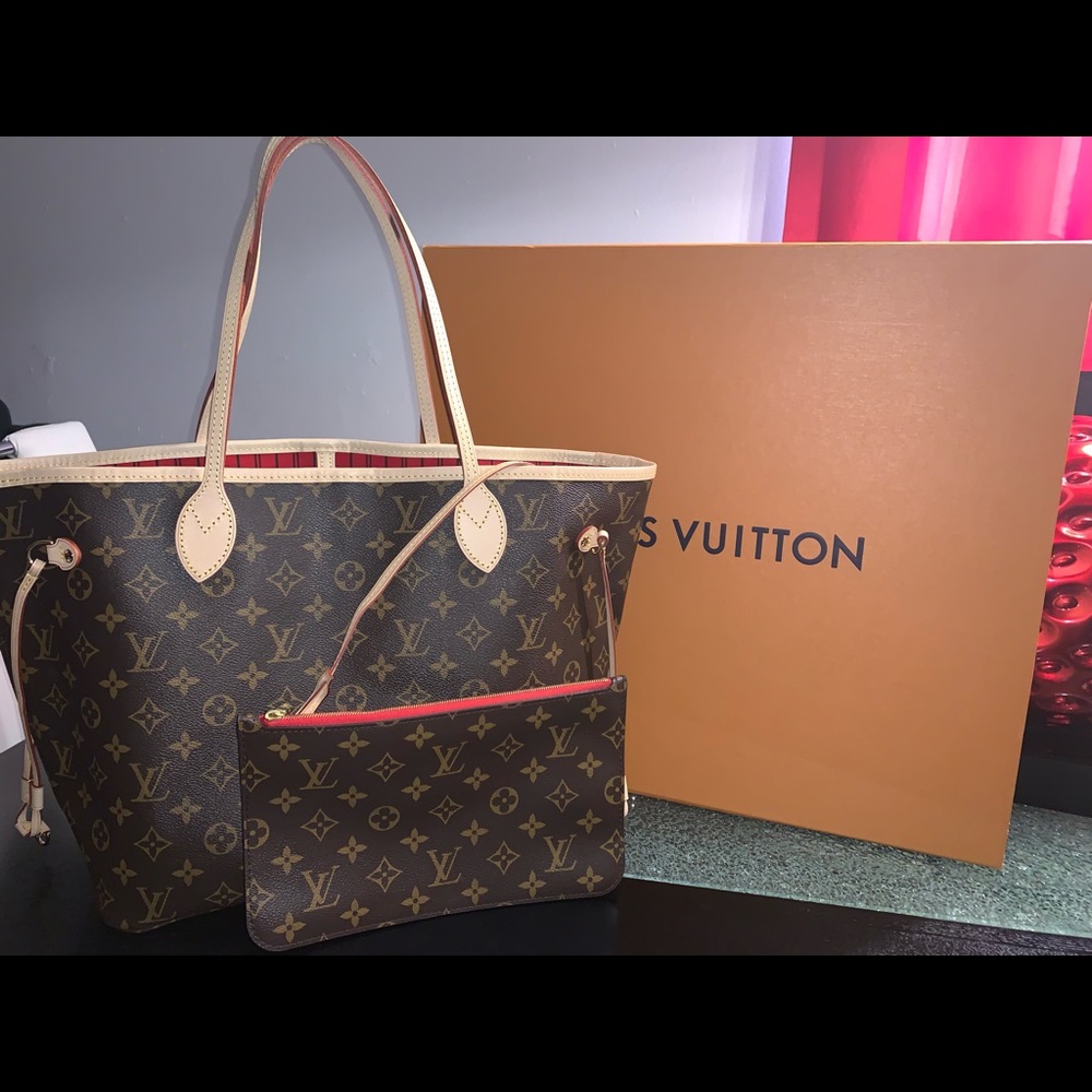 Louis Vuitton purse